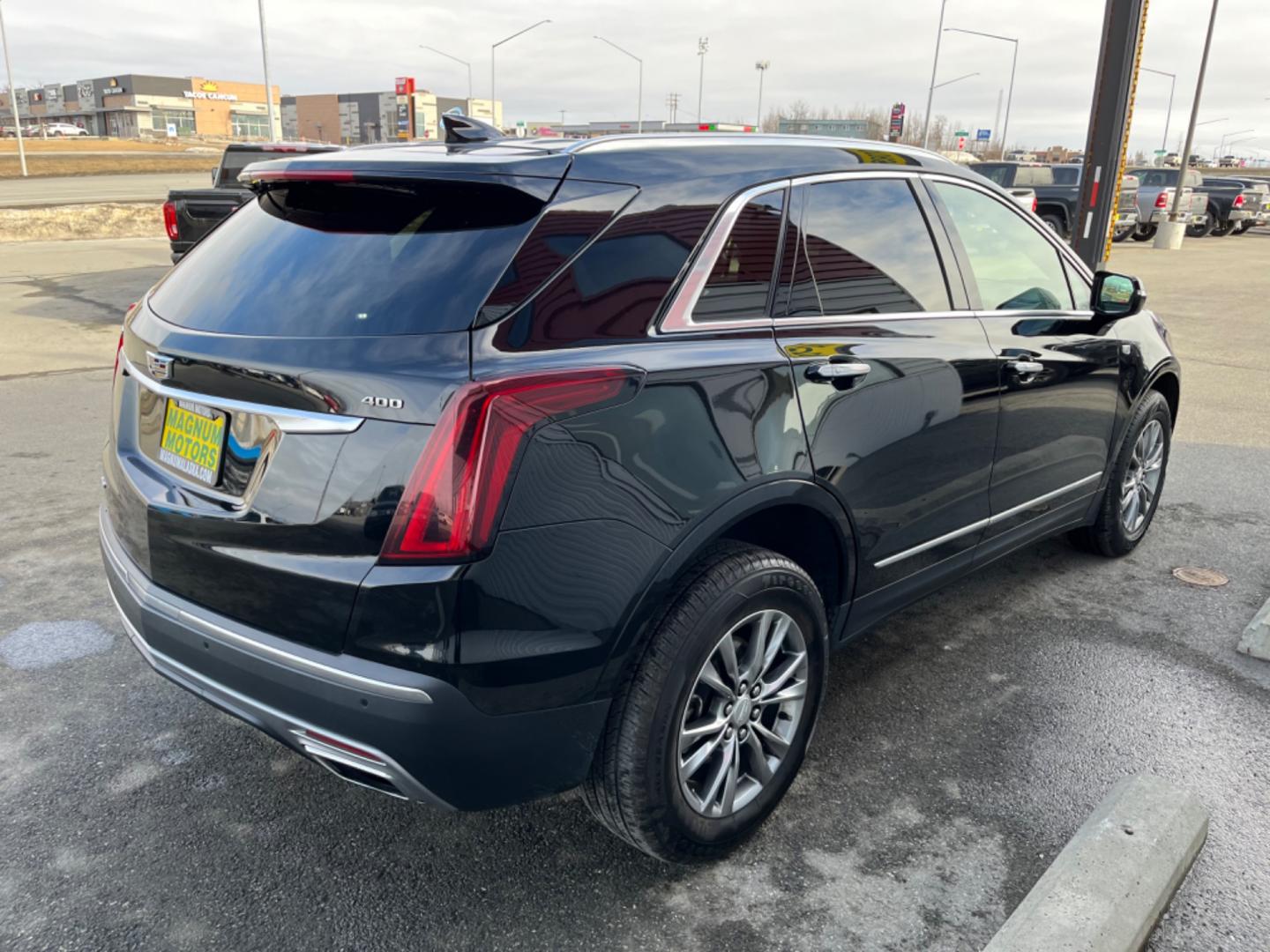 2021 Black /Black Cadillac XT5 (1GYKNDRS2MZ) , located at 1960 Industrial Drive, Wasilla, 99654, (907) 274-2277, 61.573475, -149.400146 - Photo#4